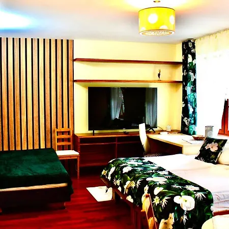 Apartamento Casanna Łomianki
