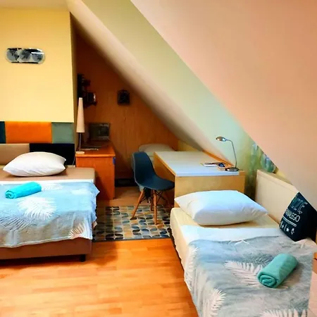 Apartamento Casanna Łomianki