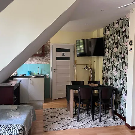Apartamento Casanna Łomianki