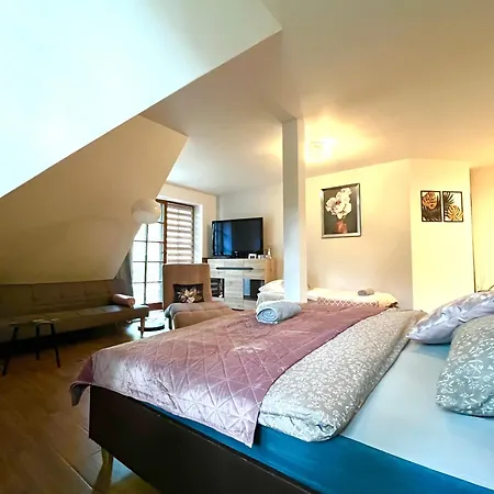 Apartment Casanna Lomianki